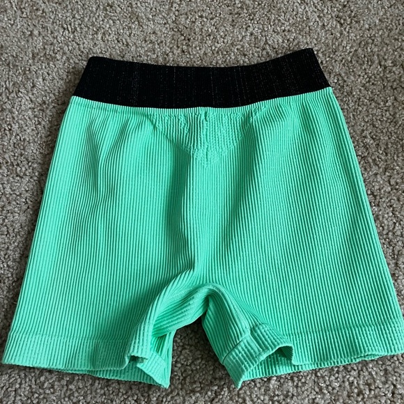 Free People biker shorts - Picture 3 of 5